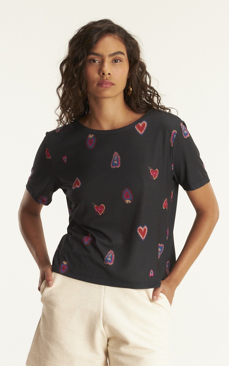 Blusa malha coração - ref: 539240 - R$ 249,90 em 6x de R$ 41,65   