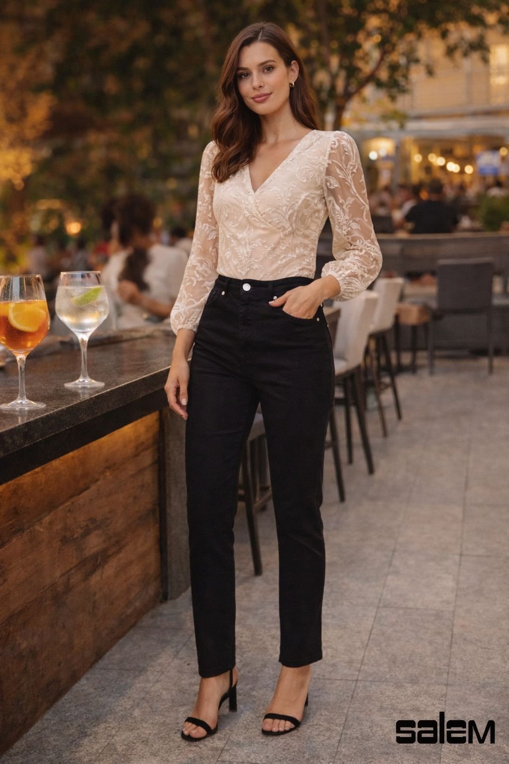 Calça reta sarja - ref: 35124501 - R$ 489,90 em 6x de R$ 81,65