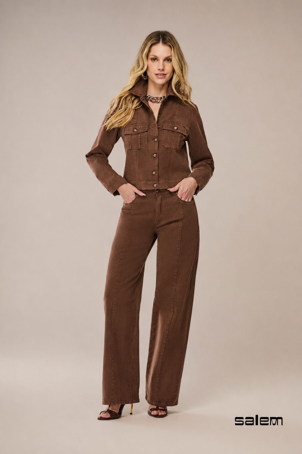 Calça sarja wide leg - ref: 35341107 - R$ 419,90 em 6x de R$ 69,90