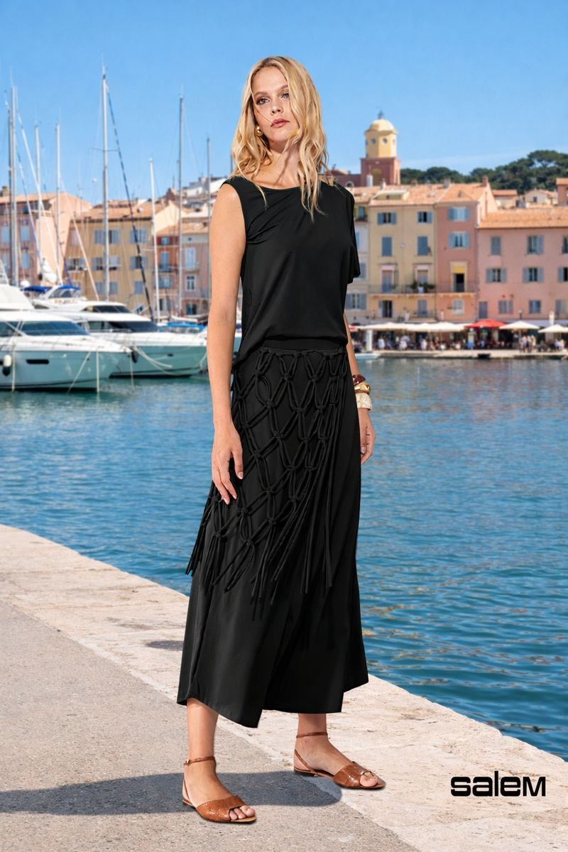 Conjunto malha saia com blusa - ref: 3420.3306 - R$ 899,90 em 6x de R$ 149,98