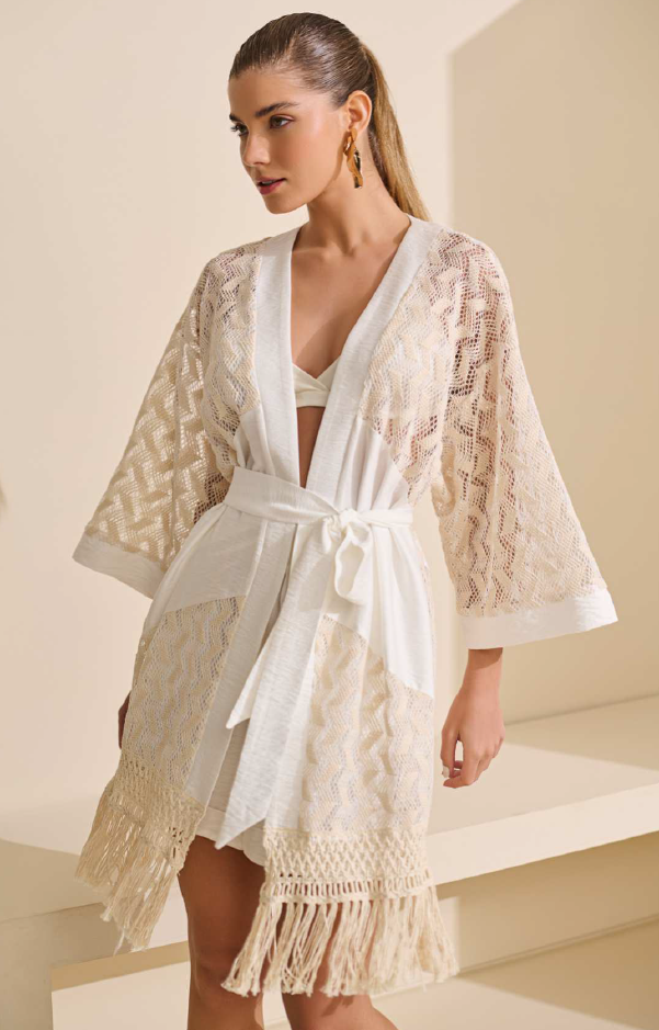 Kimono viscose com franjas - ref: 34772579 - R$ 419,90 em 6x de R$ 69,98