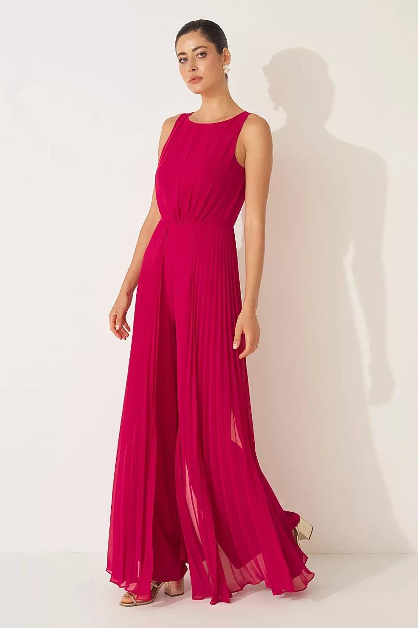 Macacão chiffon com sobreposição plissado - ref: 14678 - R$ 1.379,90 em 6x de R$ 229,98