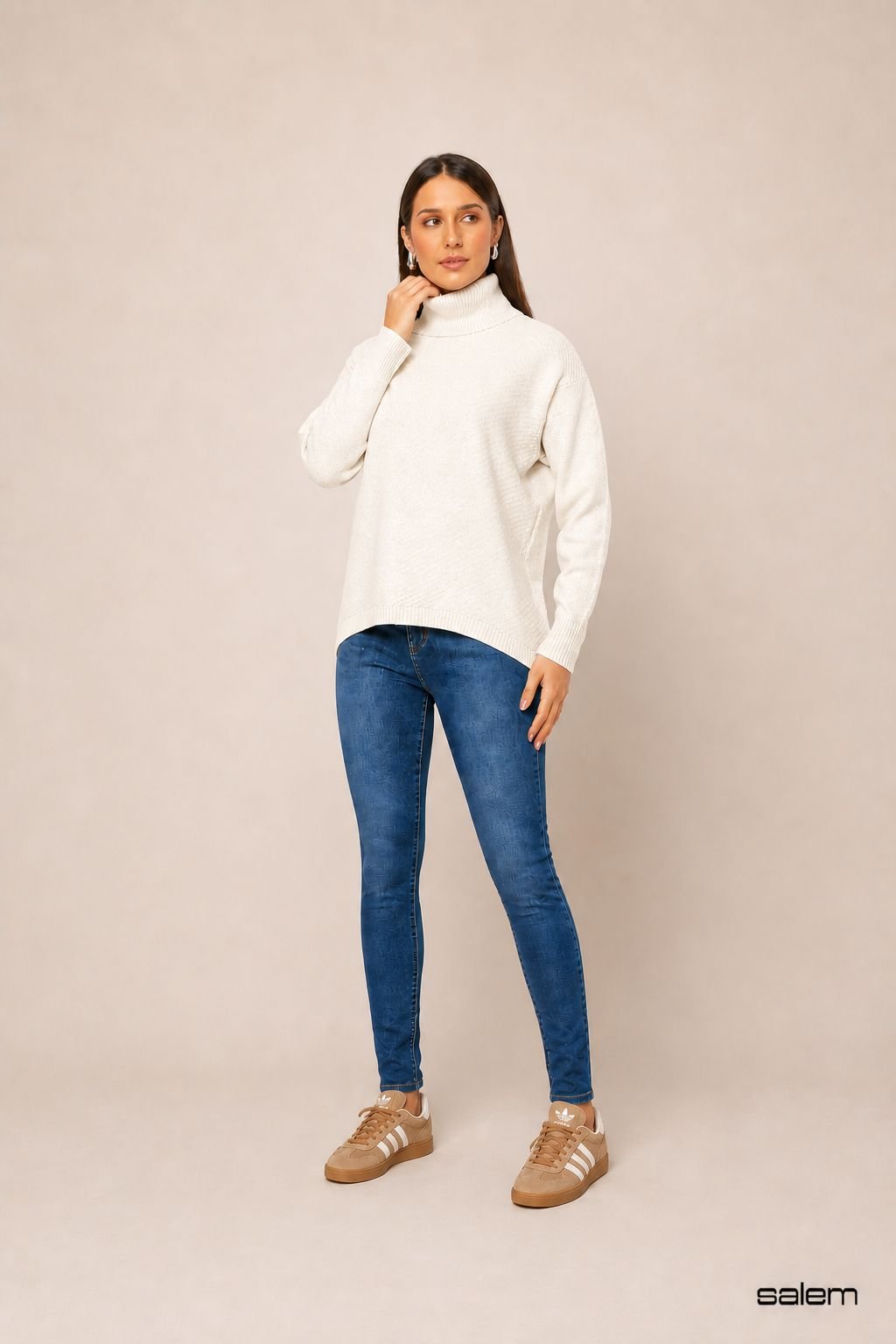 Tricot gola alta - ref: 651307 - R$ 199,90 em 6x de R$ 33,32