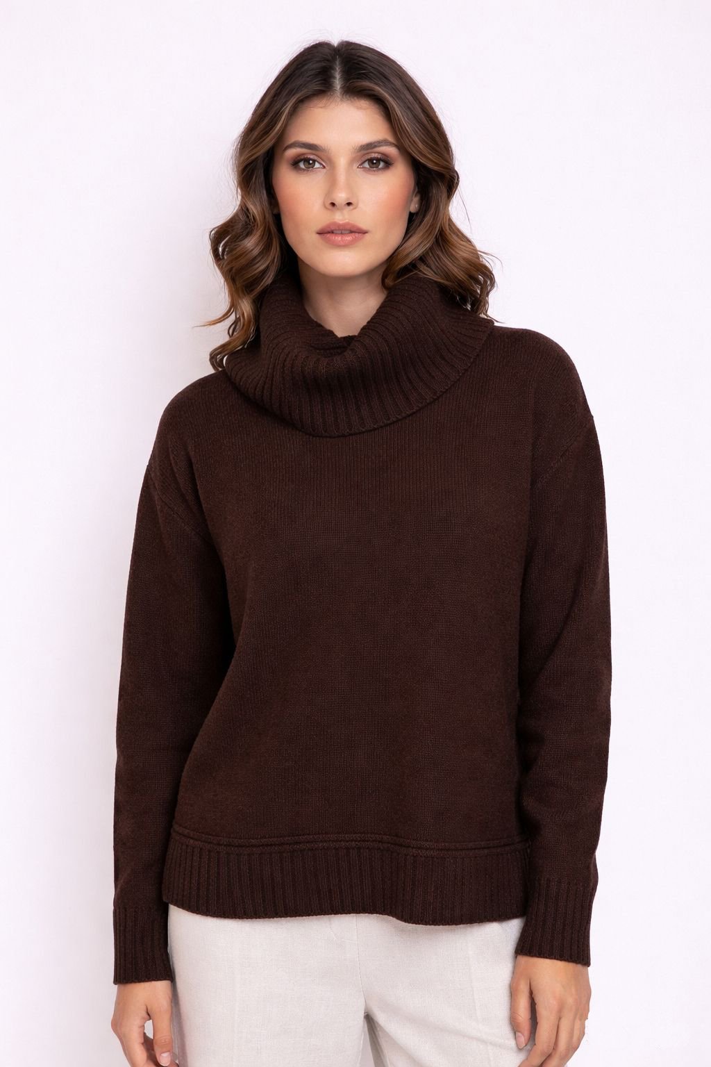 Tricot gola alta - ref: 86641 - R$ 239,90 em 6x de R$ 39,98