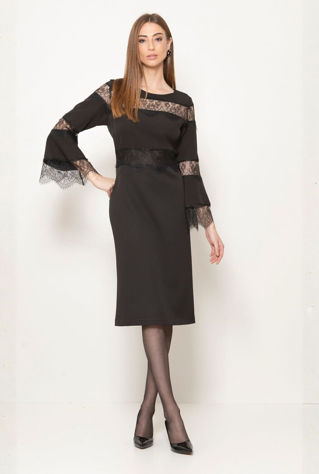 Vestido crepe com renda - ref: 2611616 - R$ 1.379,90 em 6x de R$ 229,98