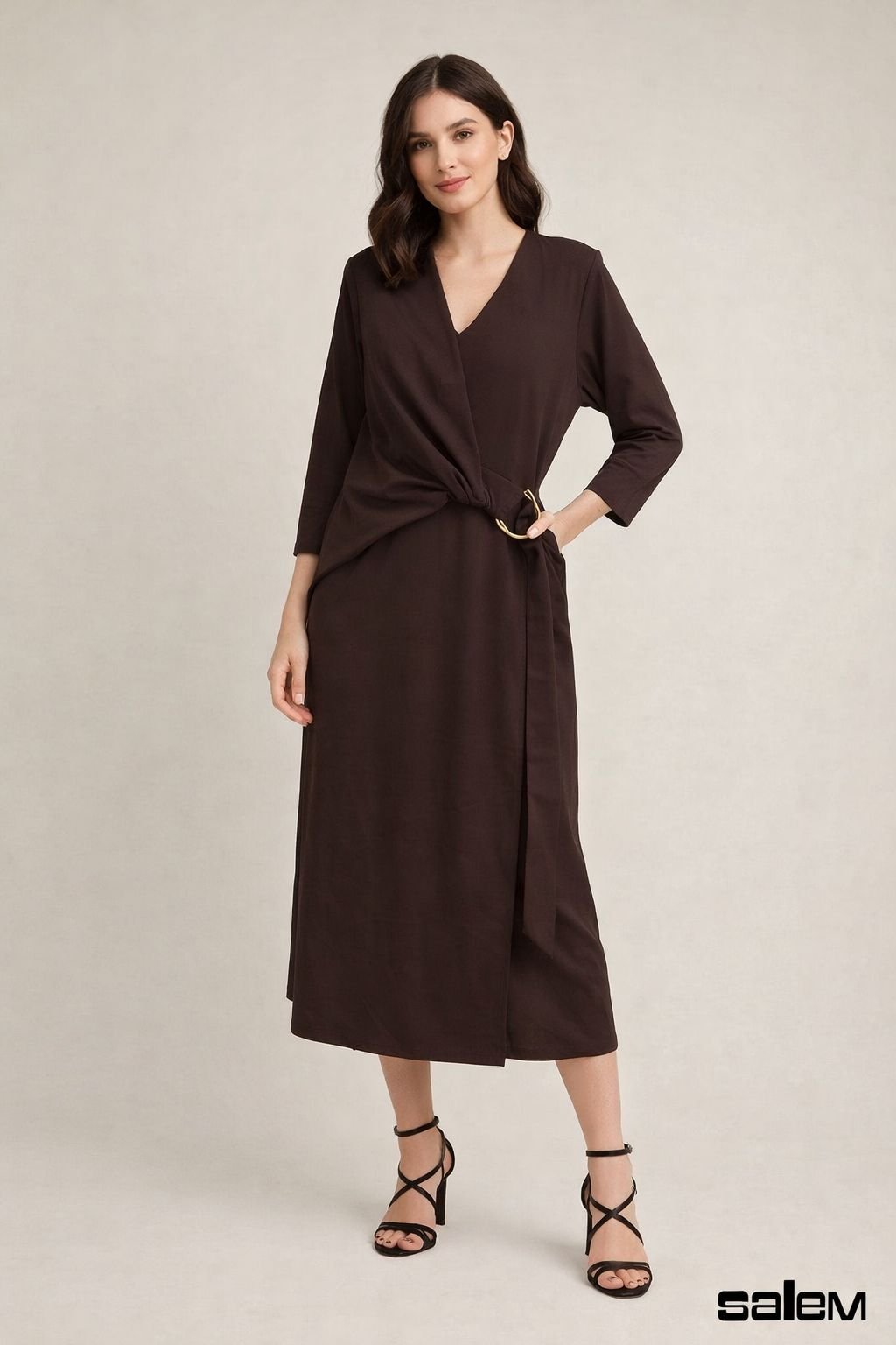 Vestido fluity detalhe fivela - ref: 0028480 - R$ 459,90 em 6x de R$ 76,65 