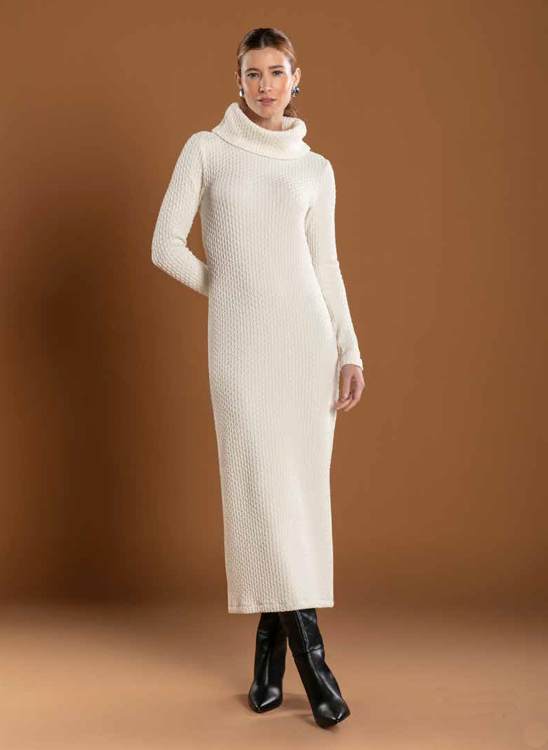 Vestido Midi Fluity Gola Alta Com Texturas Básico Brasil - Ref: 043255 - R$ 849,90 em 6x de R$ 141,65