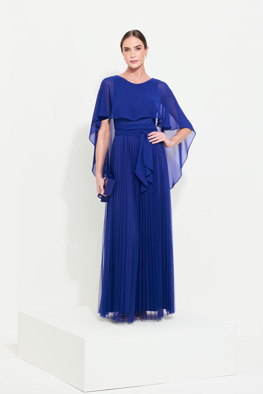 Vestido tule plissado com capa chiffon - ref: PV88738 - R$ 799,90 em 6x de R$ 133,31