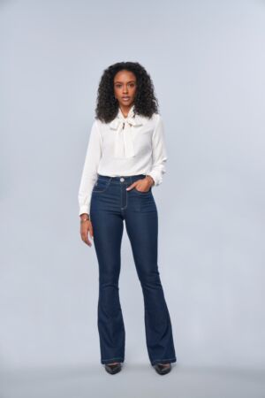 Calça jeans reta Scalon - Ref: 142184 - R$ 459,90 em 6x de R$ 76,65